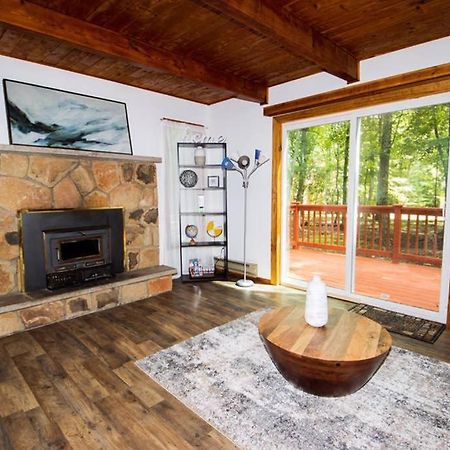 Entire 3 Bedroom Adventure Chalet, Near The Best Of The Poconos East Stroudsburg Ngoại thất bức ảnh
