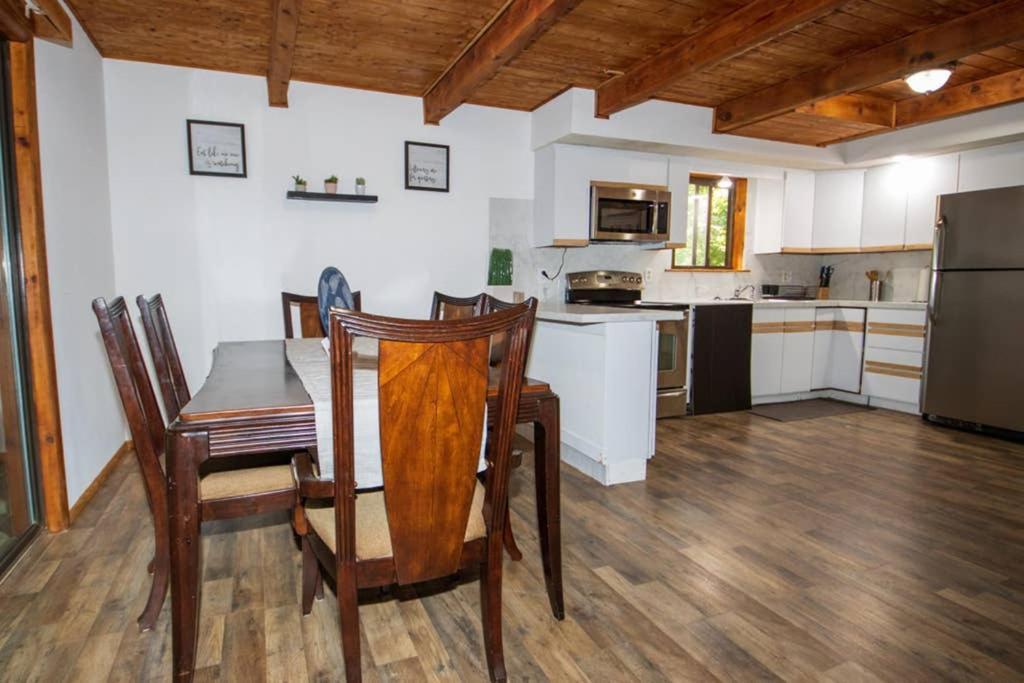 Entire 3 Bedroom Adventure Chalet, Near The Best Of The Poconos East Stroudsburg Ngoại thất bức ảnh